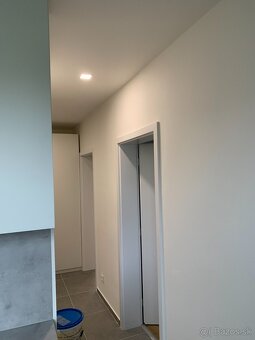 Rekonštrukcia obývačky počas stavebných úprav